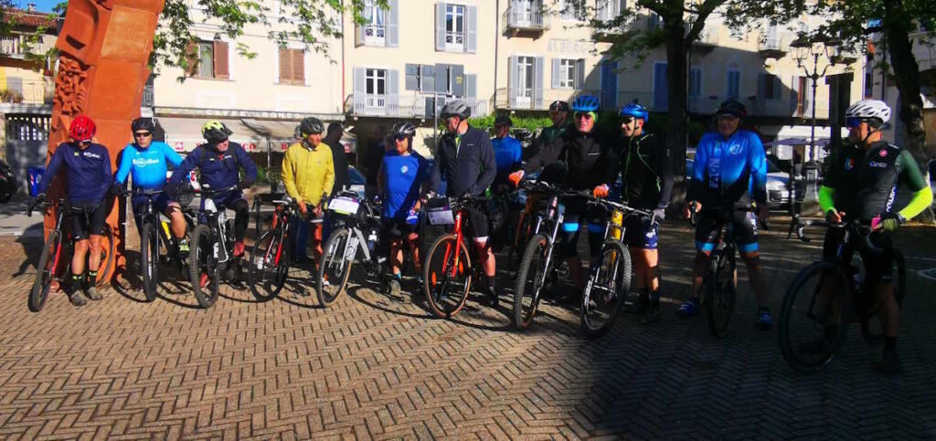 CASTELLAMONTE – Per tre mesi in bicicletta per ammirare le bellezze dell'Italia 1 castellamonte