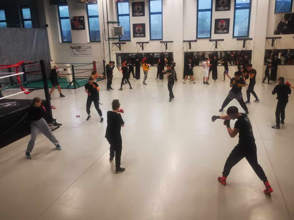 CUORGNÈ – Il 10 maggio taglio del nastro alla Skull Boxe Arena di via Braggio 4 Skull Boxe Arena