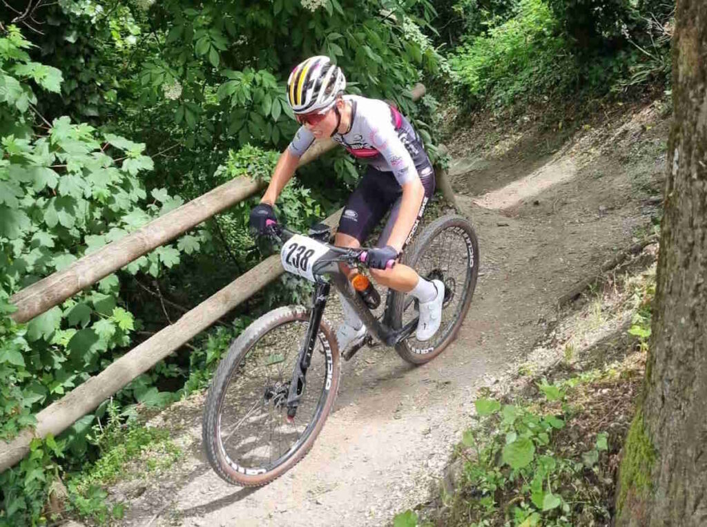 FRONT – Tante soddisfazioni ancora per i ragazzi del Rock Bike Team 2 Rock Bike Team