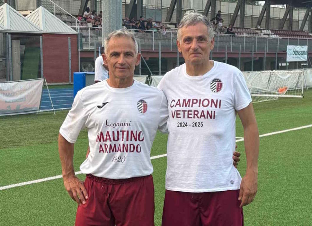 RIVAROLO - La squadra Veterani della Rivarolese 1906 si congeda vincendo la Coppa 1 Veterani