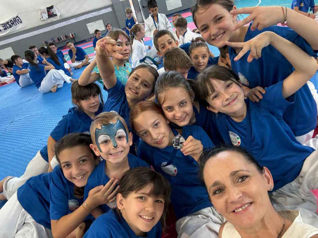 VALPERGA/RIVAROLO – Il Taekwondo Canavese si congeda con una grande festa finale 2 Taekwondo Canavese