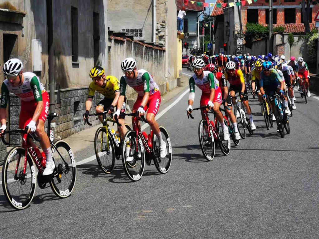 CANAVESE – La tappa Verres-Setrière, passata nel nostro territorio, rivoluziona il Giro d'Italia 3 Giro d'Italia