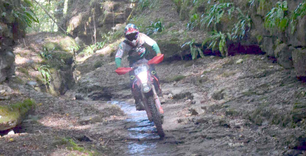 Enduro Estremo Andrea Crisapulli